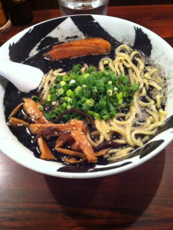 武骨らー麺 黒 武骨らー麺 黒