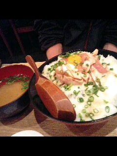 鶏ささ身とろろ丼
